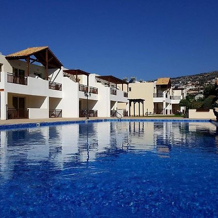 Ground Floor One Bedroom Apartment, Vanessa Complex Peyia Bagian luar foto