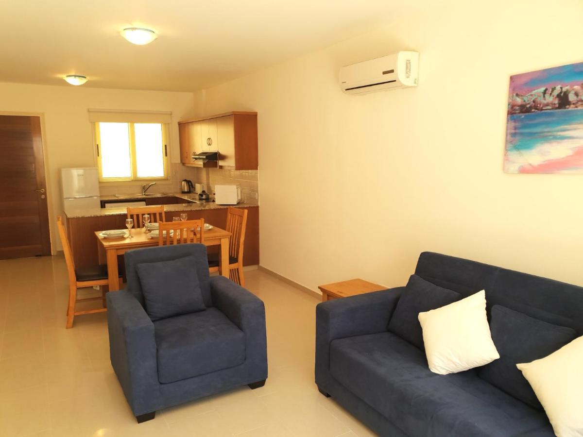 Ground Floor One Bedroom Apartment, Vanessa Complex Peyia Bagian luar foto