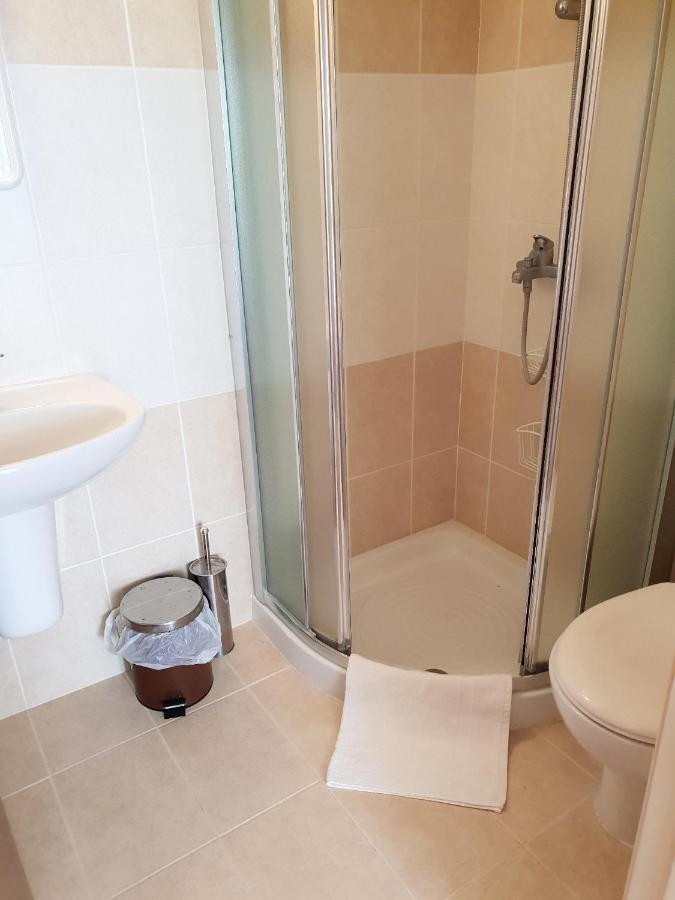 Ground Floor One Bedroom Apartment, Vanessa Complex Peyia Bagian luar foto