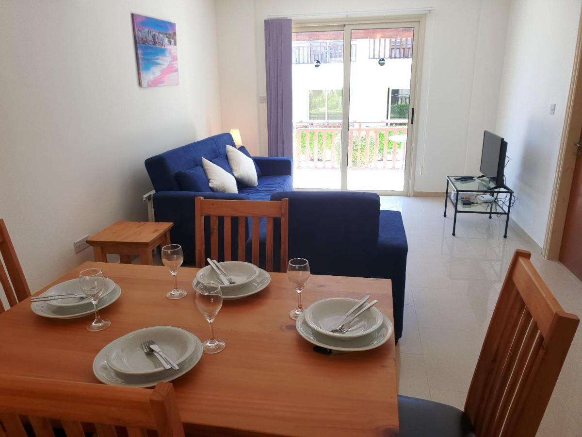 Ground Floor One Bedroom Apartment, Vanessa Complex Peyia Bagian luar foto