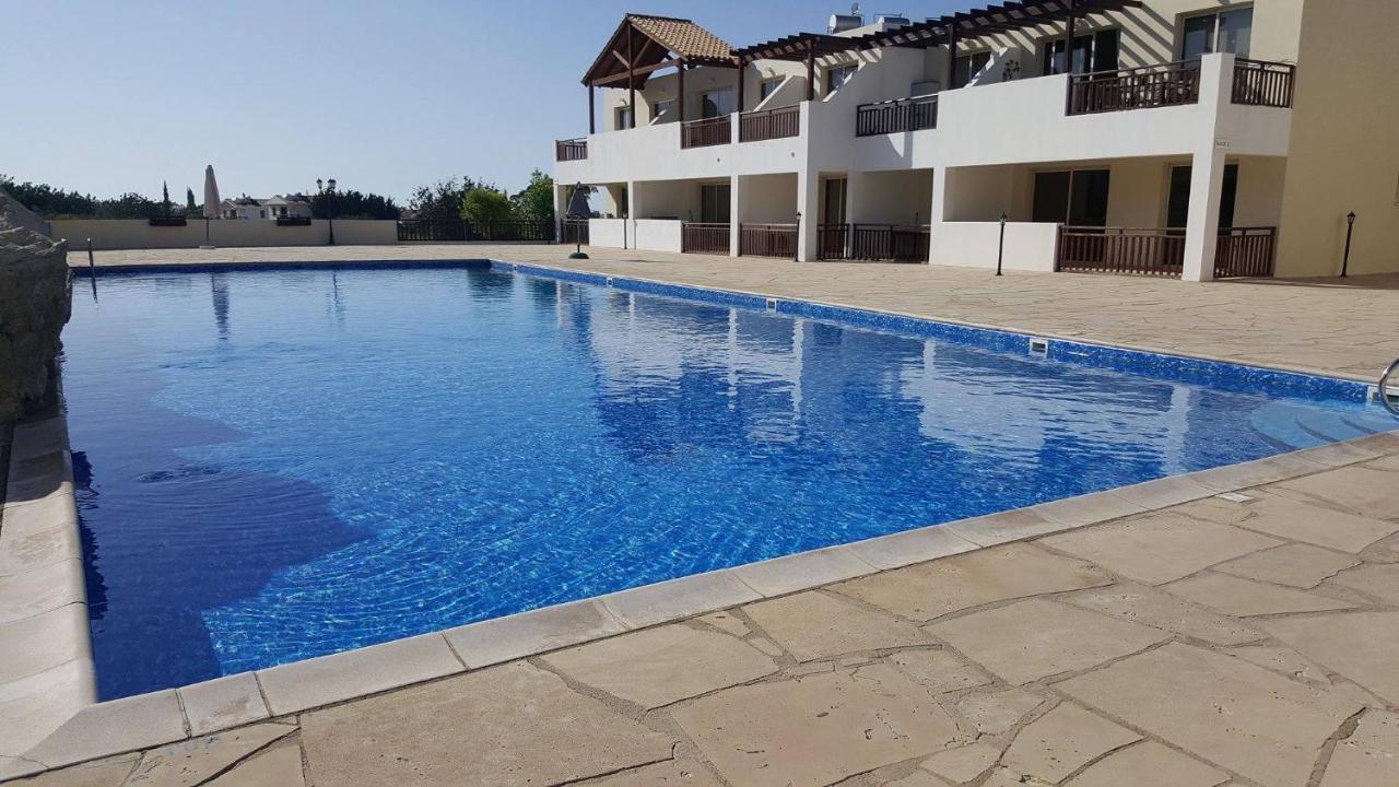 Ground Floor One Bedroom Apartment, Vanessa Complex Peyia Bagian luar foto